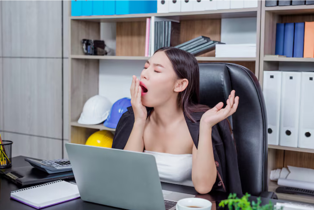 Bekerja dengan Orang Toxic Bikin Ngantuk? Ini Penjelasannya