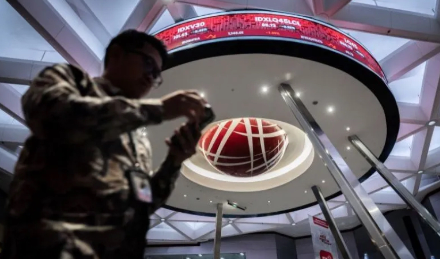 IHSG Berpotensi Menguat di Tengah Ketegangan Perang Tarif AS-China, Pasar Masih Waspada