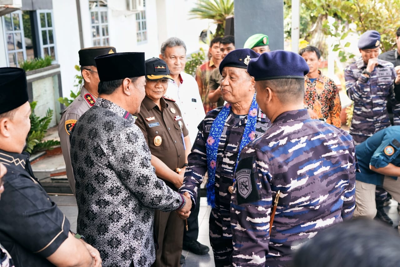 Plt Gubernur Sambut Kunjungan Komandan Lantamal II Padang, Sinergi Pemerintah dan TNI AL Semakin Kuat