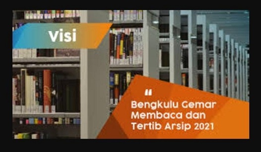 Dinas Perpustakaan dan Kearsipan Rutin Pelestarian Buku Perpustakaan