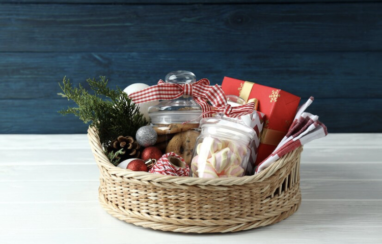 DIY Hampers Natal dengan Sentuhan Handmade yang Elegan dan Berkesan