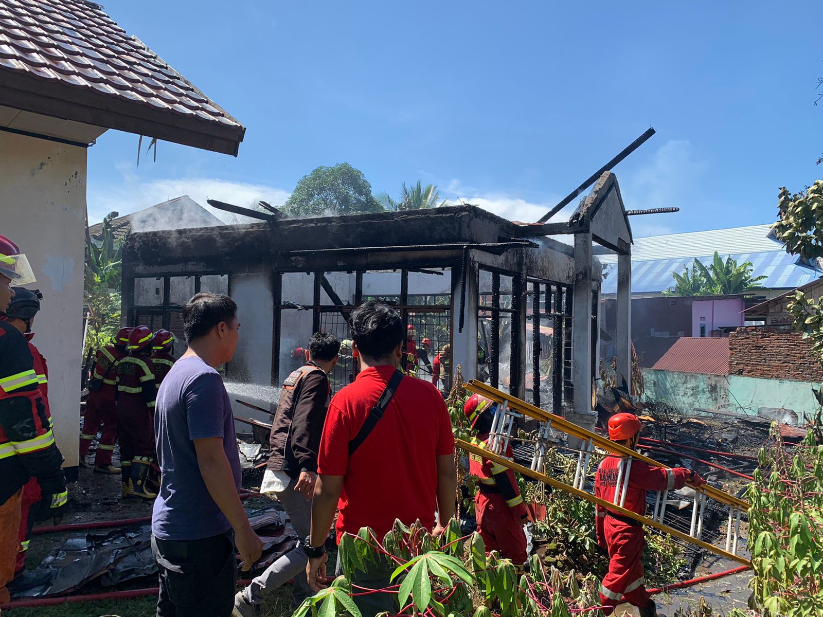 Geger di Siang Hari, Gudang Balai Pelatihan Kesehatan Bengkulu Terbakar 