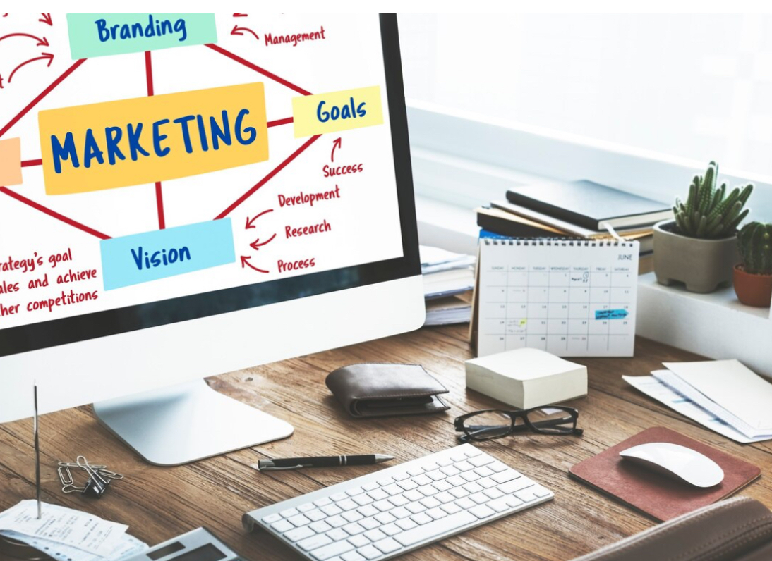 Digital Marketing: Panduan Lengkap untuk Pemula dalam Menyasar Pasar Online