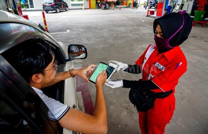 Pembayaran Melalui Dompet Digital Meningkat Pesat di Indonesia Menyamai Pembayaran Tunai