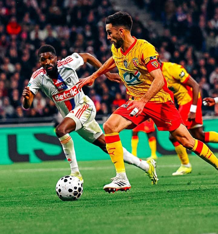 Dramatis di Groupama, Lens Singkirkan Lyon Lewat Adu Penalti untuk Segel Tiket Semifinal