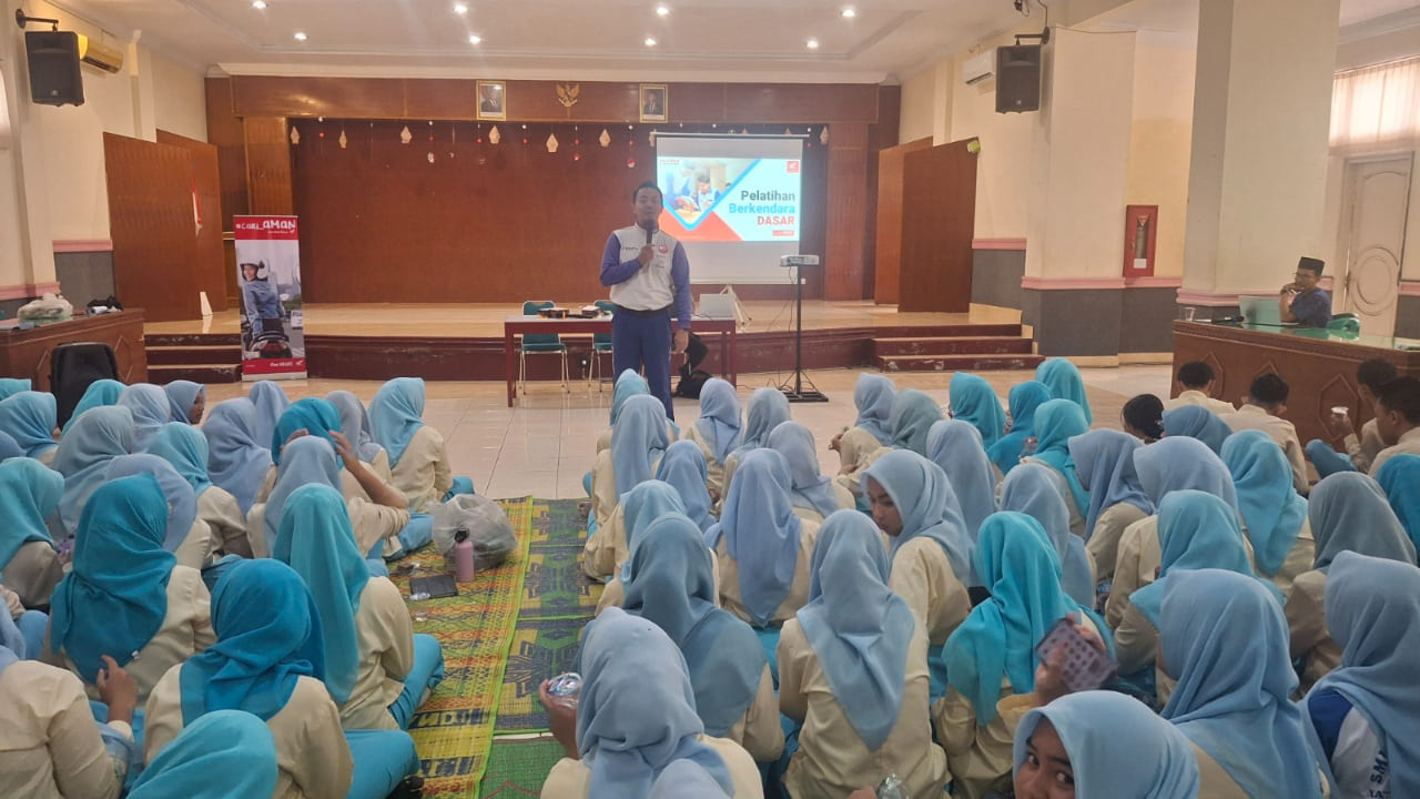 Edukasi Cari Aman di SMKS 16 Farmasi Bengkulu, Tingkatkan Kesadaran Pelajar terhadap Keselamatan Berkendara