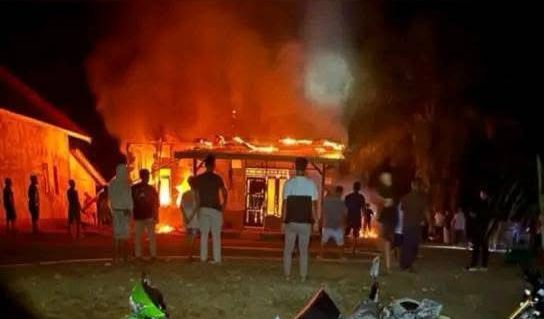 Nasib Malang di Hari Raya, Rumah Petani di Mukomuko Ludes Terbakar