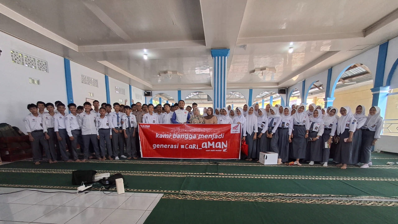 Komitmen Astra Motor Bengkulu, Edukasi Keselamatan Berkendara di SMAN 8 Kota Bengkulu