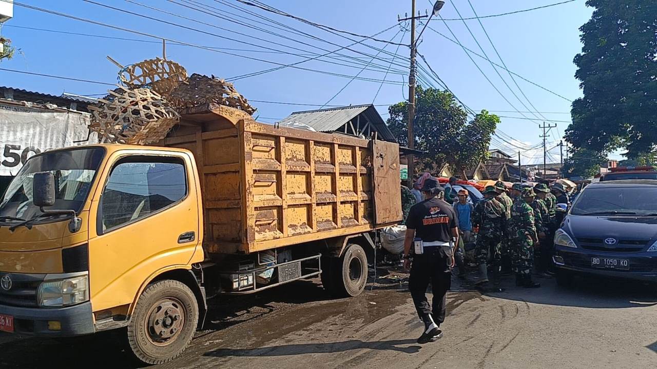 DLH Rejang Lebong Tak Tambah Armada Baru, Fokus Pemeliharaan Kendaraan Pengangkut Sampah