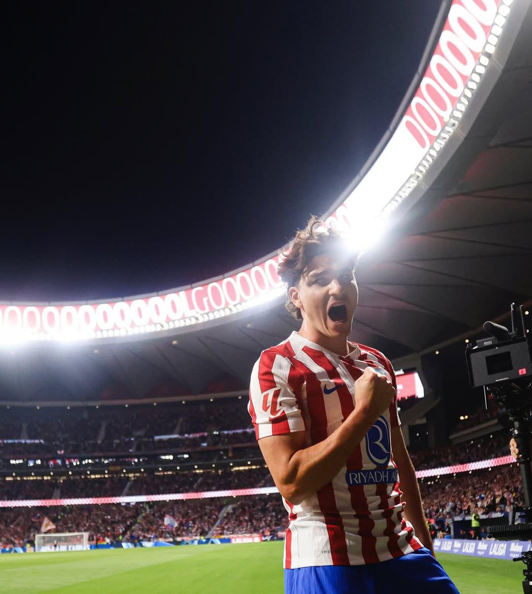 Drama LaLiga, Atletico Madrid Hancurkan Perlawanan Vallecano Lewat Hat-trick Alvarez