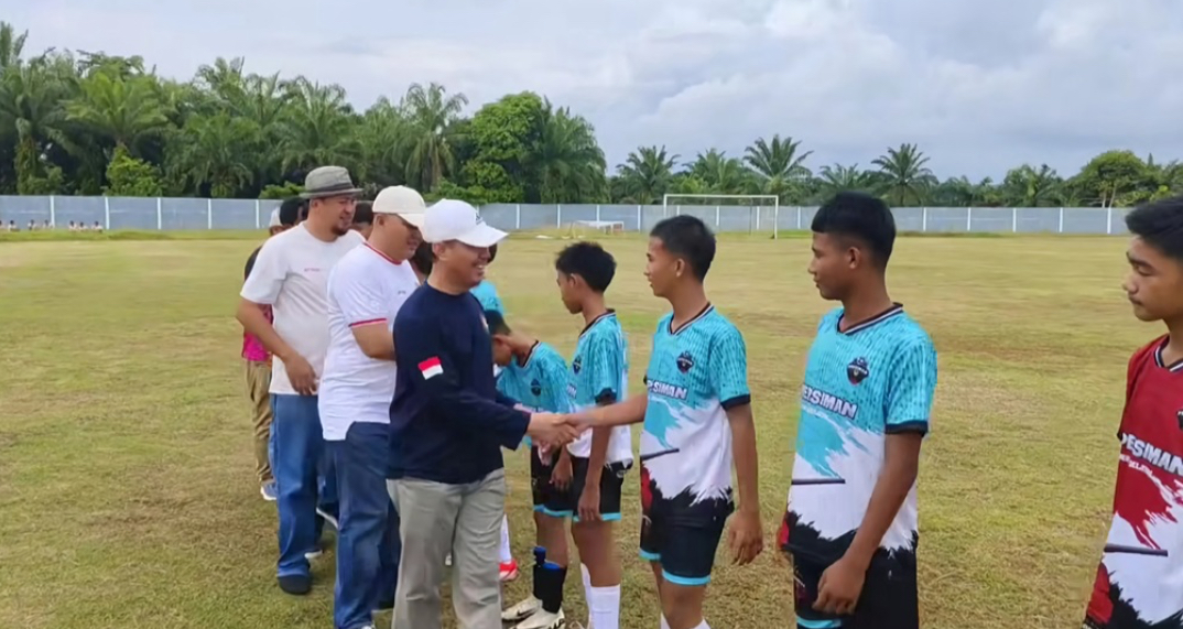 Gebrakan Baru! Pemkab Bengkulu Selatan Resmikan Sekolah Sepakbola Persiman Meriam Selatan