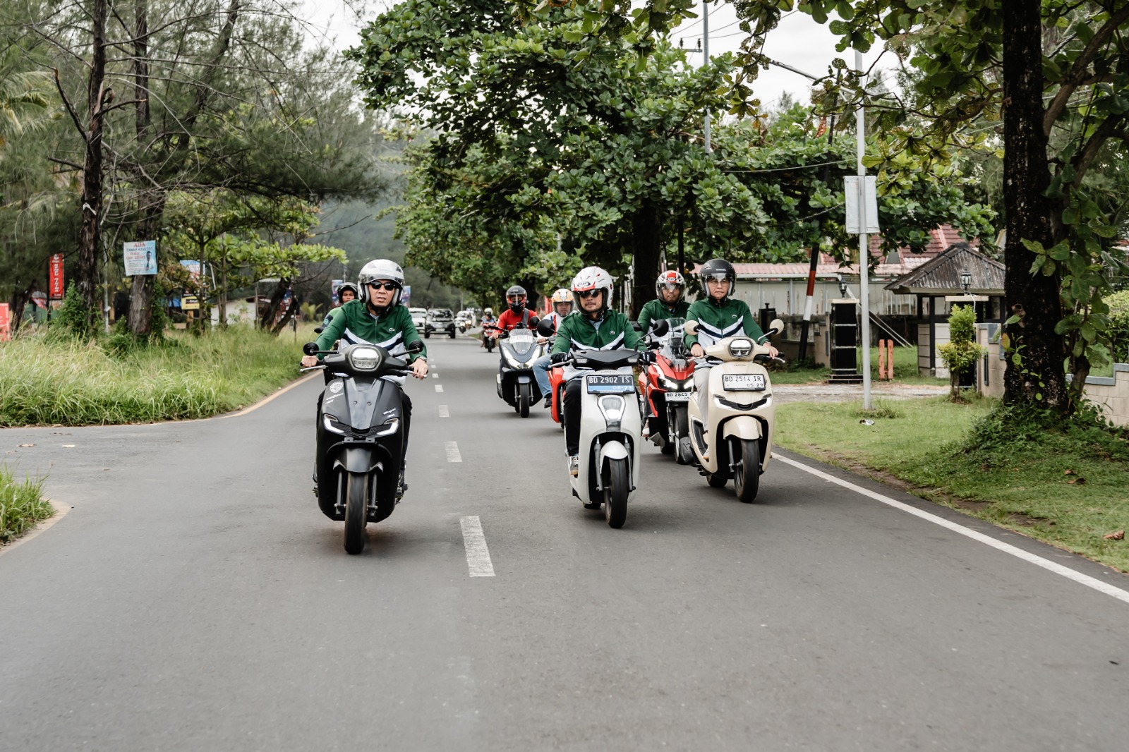 Prioritaskan Keselamatan, Ini Dia Tips Aman Mendahului Pengendara Lain dari Astra Motor Bengkulu