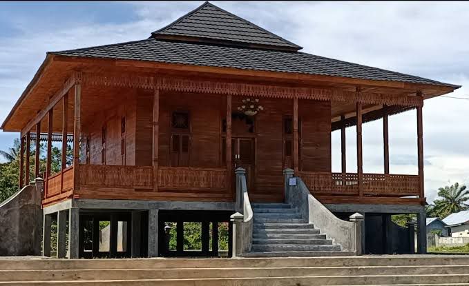 Efisiensi Anggaran, Pembangunan Rumah Adat Mukomuko Dihentikan Sementara: Ini Penjelasan Dinas PUPR