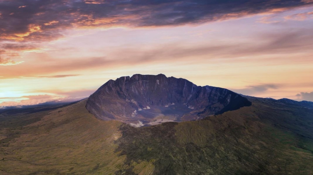 7 Gunung di Indonesia dengan Nama Unik Beserta Artinya