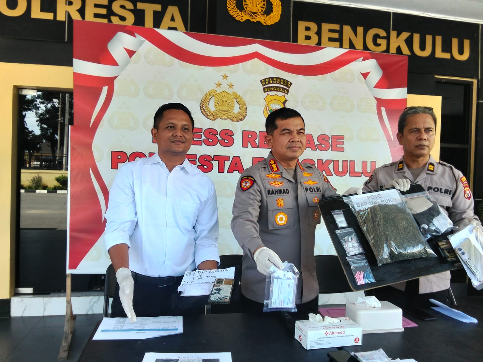 Polresta Bengkulu Ungkap 5 Kasus Narkoba, 6 Tersangka Diamankan