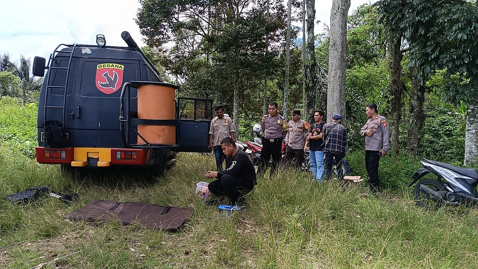 Sebuah Mortir Ditemukan Petani di Rejang Lebong, Tim Jibom Satbrimobda Polda Bengkulu Lakukan Disposal