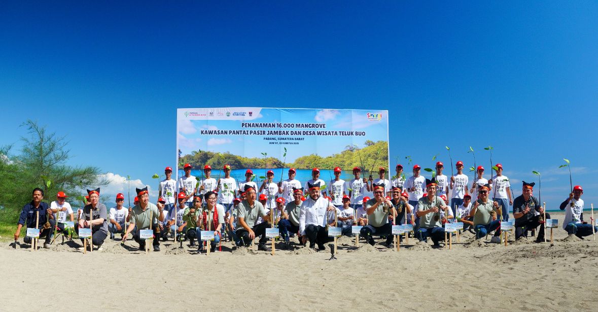 Yayasan AHM Tanam 16 Ribu Mangrove, Lestarikan Flora dan Fauna