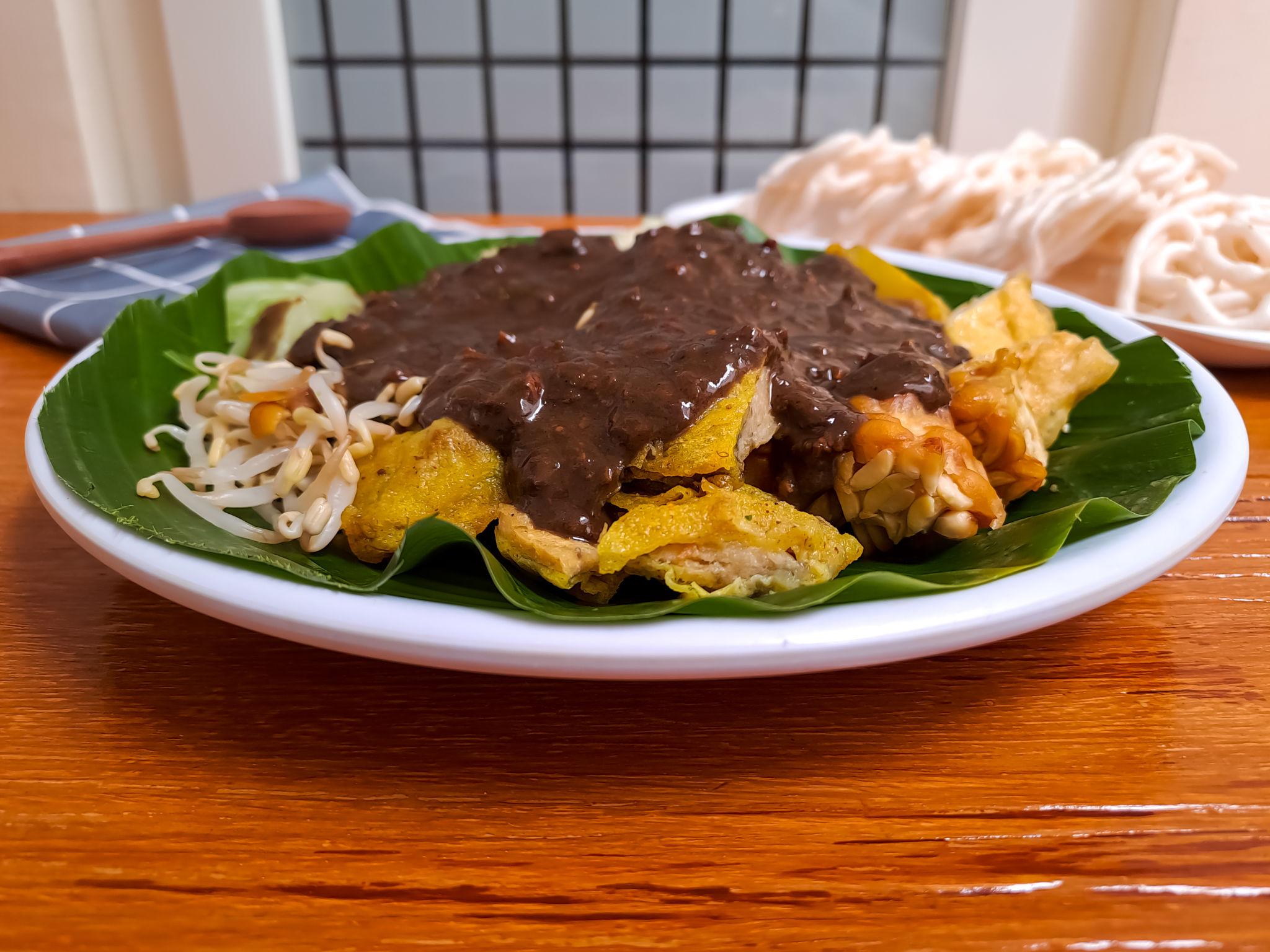 Resep Rujak Cingur Khas Surabaya, Perpaduan Rasa Unik yang Bikin Nagih