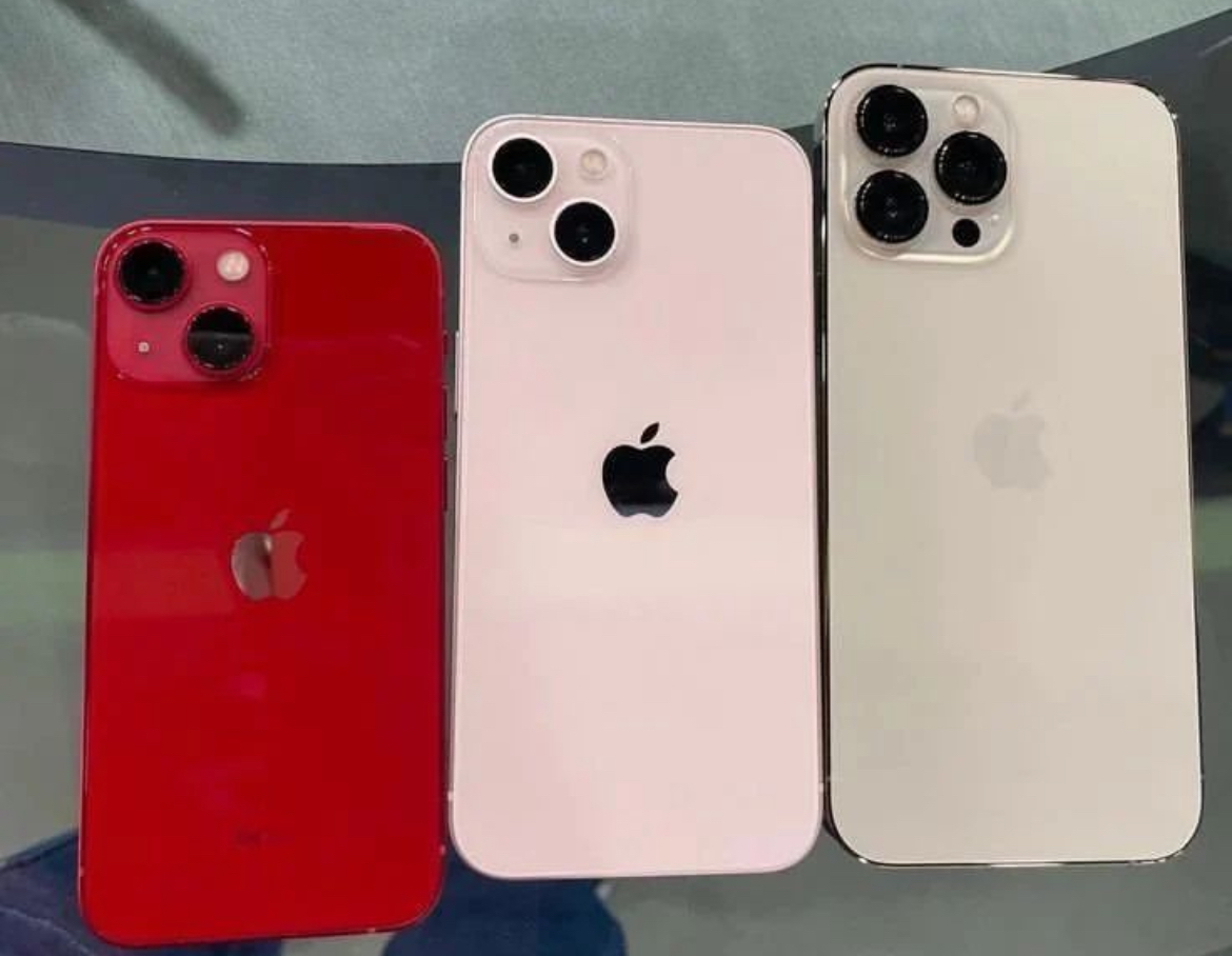 Rekomendasi 7 iPhone yang Masih Worth It di Tahun 2025