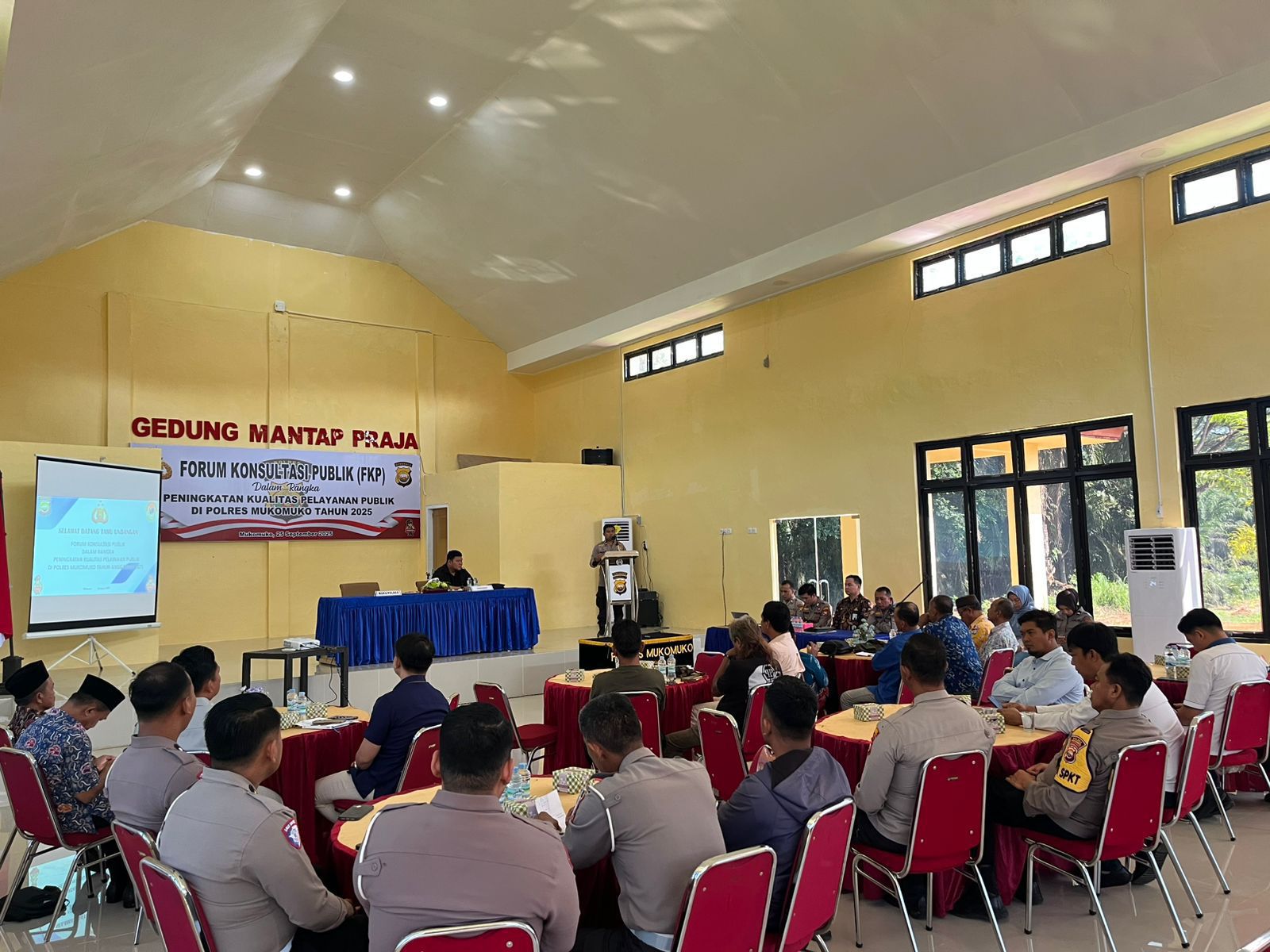 Polres Mukomuko Gelar Forum Konsultasi Publik 2025 untuk Tingkatkan Pelayanan dan Hubungan dengan Masyarakat