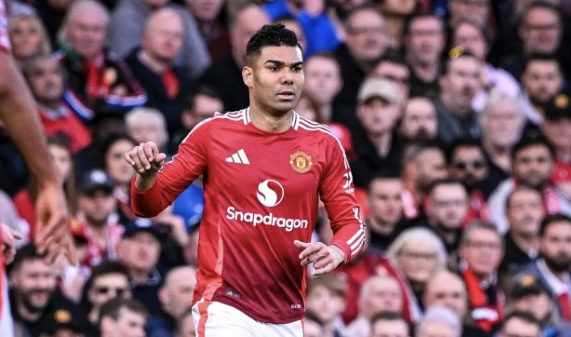Masih Jadi Pilar, Ruben Amorim Tegaskan Peran Vital Casemiro di Manchester United