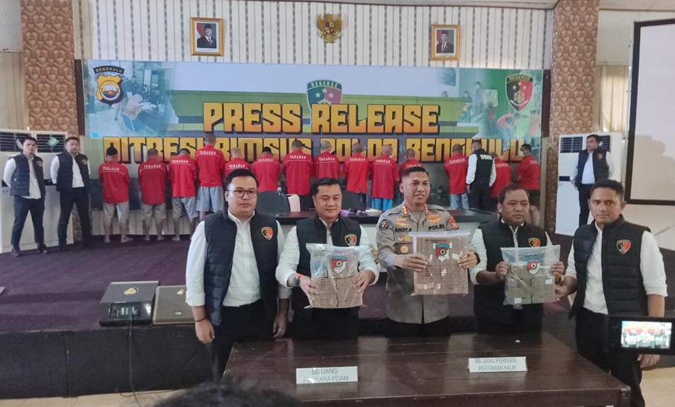 Polda Bengkulu Tetapkan 15 Tersangka dari 2 Kasus Korupsi Besar, Kadis dan Dirut PDAM Tersangka