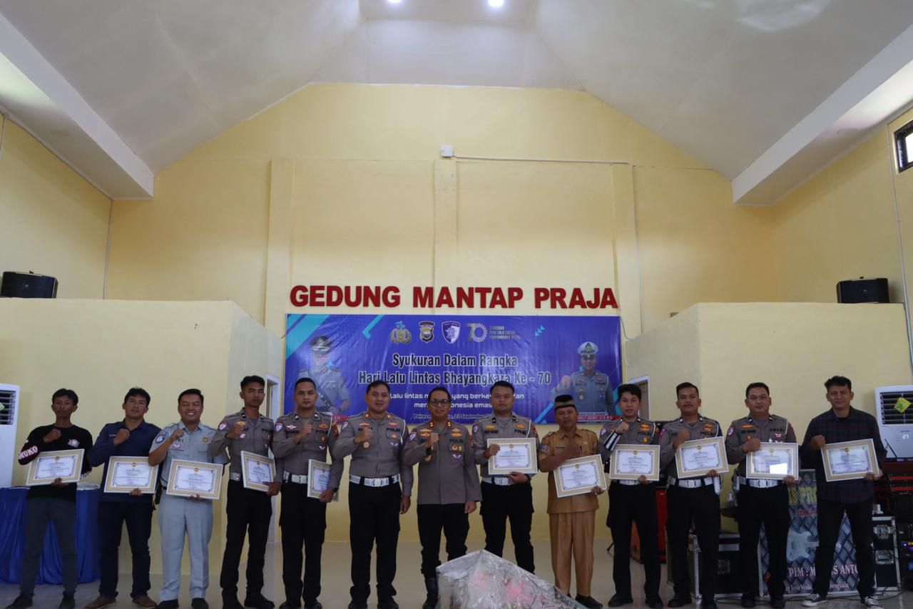 HUT Lalu Lintas Bhayangkara ke-70, Polres Mukomuko Gelar Syukuran
