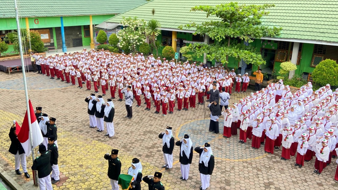 Yayasan Al Fida Bengkulu Sambut Hari Guru Nasional 2024 dengan Apresiasi dan Semangat Kebersamaan