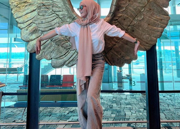 Ide Outfit Hijab Ala Artis Olla Ramlan: Tampil Keren dan Modis Meskipun Berhijab