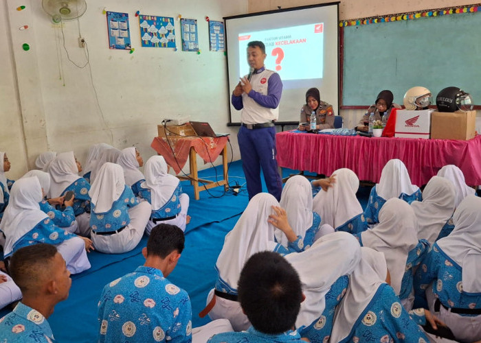 Pelopor Keselamatan Berkendara: Astra Motor Bengkulu Gelar Edukasi Safety Riding di SMKS 18 Al Yasir