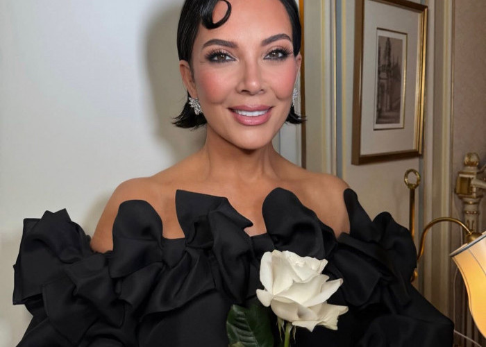Transformasi Kris Jenner: Operasi Plastik yang Bikin Netizen Takjub