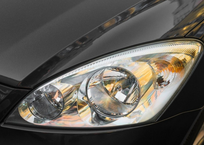 Headlamp Mobil Menguning? Jangan Buru-Buru Ganti, Coba Cara Ini