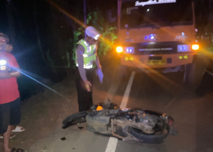 Tragis di Jalan Raya, Pensiunan Guru Tewas Dihantam Truk Fuso