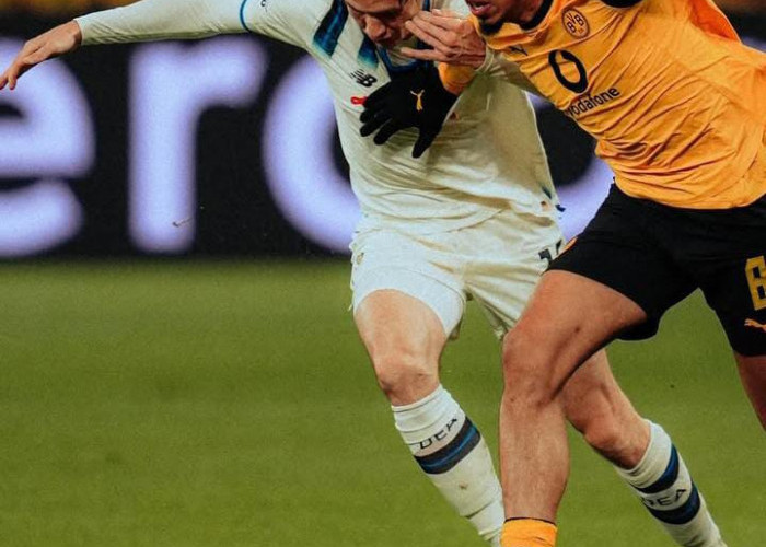 Dortmund Tundukkan Atalanta 2-0, Satu Kaki di Babak 16 Besar