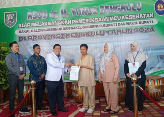 Kopli Ansori - Roiyana Jalani Tes Kesehatan di RSMY Bengkulu 