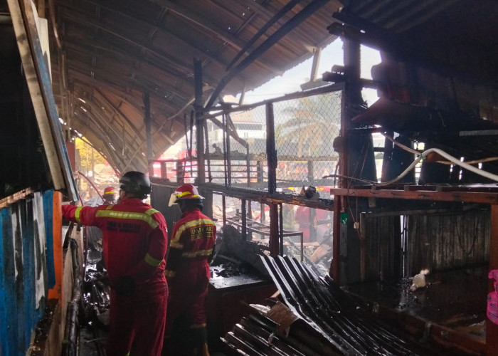 Kebakaran Pasar Karmia Jaya di Simpang Kandis Hanguskan 30 Kios, Ini Kronologinya