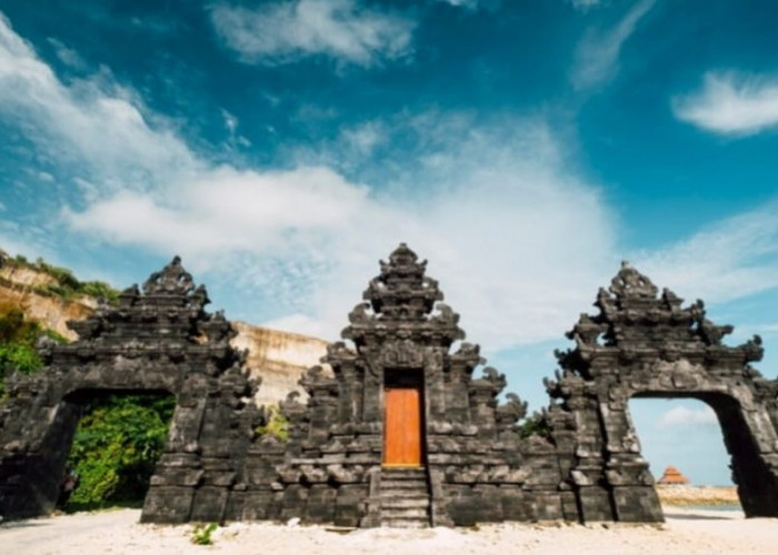 Beberapa Kerajaan Gaib yang Masih Diyakini Masyarakat Ada di Indonesia 