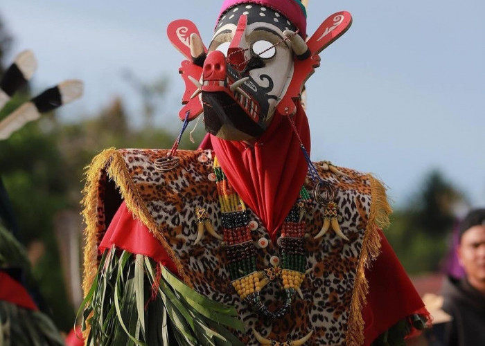 Mengenal Suku Dayak Wehea dengan Ritual Lom Plai Sebagai Pesta Panen