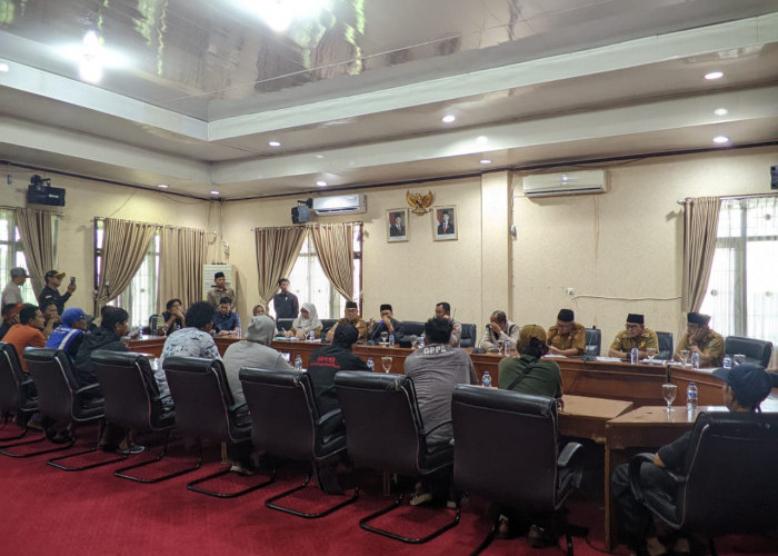 Jukir Demo di DPRD dan Kantor Wali Kota Bengkulu, GPPB Tuntut Transparansi Pengelolaan Parkir
