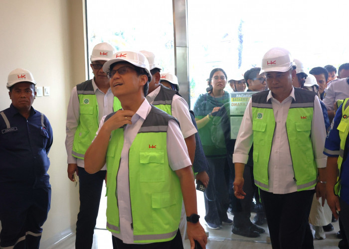 Menkes Budi Gunadi Pantau RSD Sungai Lemau, Janjikan Pasang Lift di Tahun 2026