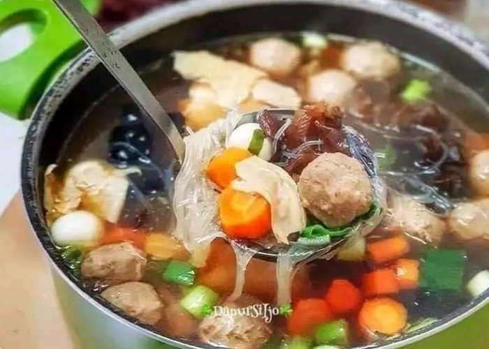 Resep Sop Kimlo Rumahan, Kuah Gurih Segar Isi Lengkap Cocok untuk Menu Keluarga