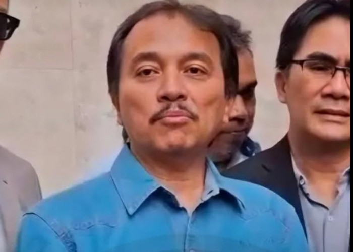 Diperiksa Polisi, Roy Suryo Dicecar 26 Pertanyaan soal Ijazah Jokowi