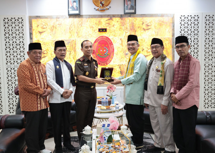 Adat Bertemu Hukum, Kejati Bengkulu Terima Kunjungan Badan Musyawarah Adat Provinsi Bengkulu
