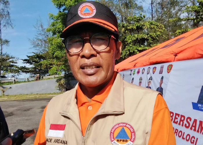 Bahaya Ombak Pantai Panjang, BPBD Imbau Wisatawan Tak Mandi Laut