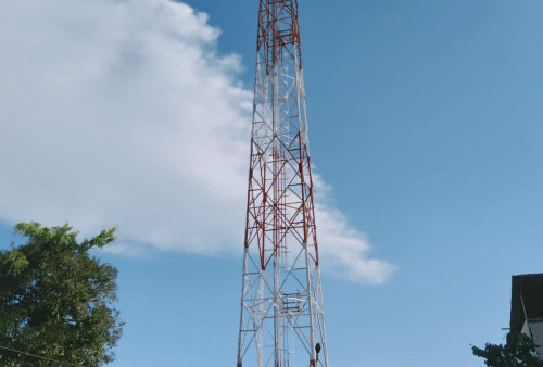  Retribusi Menara Telekomunikasi  NOL 