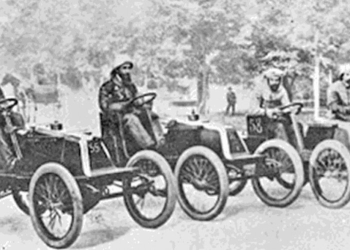 30 Peserta Ikuti Balapan Mobil Pertama Dunia, Kecepatan 24 KM/Jam, Berikut Pabrikan Mobil yang Menang