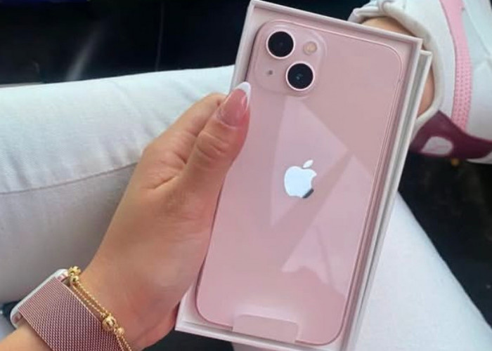 iPhone 13 Turun Harga Jadi 8 Jutaan! Masih Worth It di Tahun 2025?