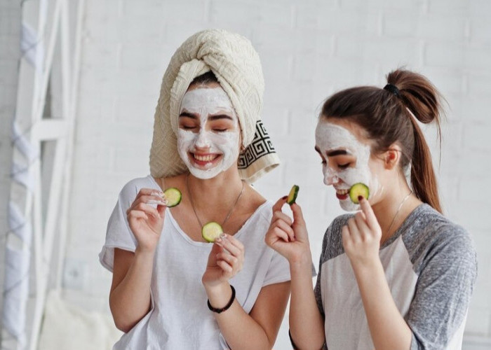 Jangan Asal Pakai Skincare, Ini Tips Perawatan Kulit untuk Remaja