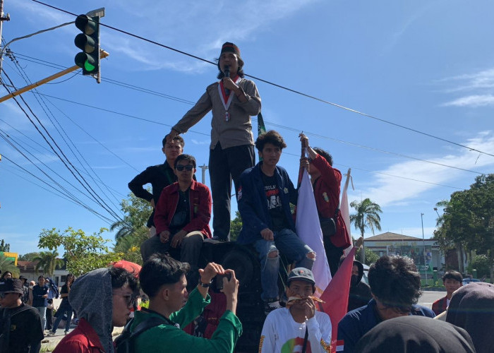 Aksi May Day di Bengkulu, Mahasiswa Tegaskan 7 Tuntutan untuk Kesejahteraan Buruh