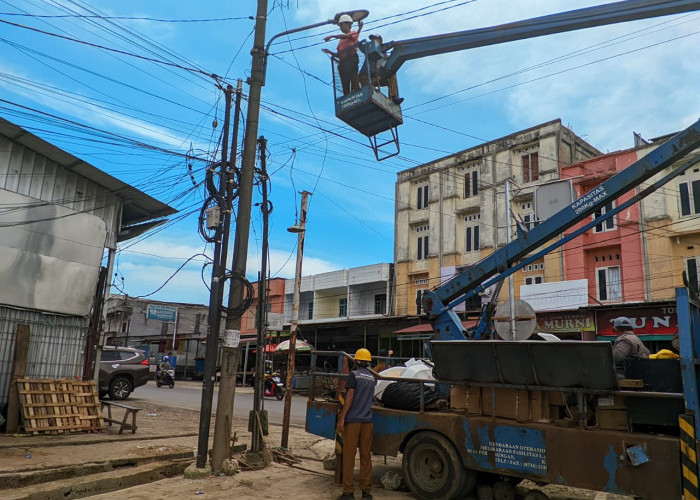 Program Bengkulu Terang Benderang, 1.095 Lampu Jalan Baru Dipasang Tahun Ini